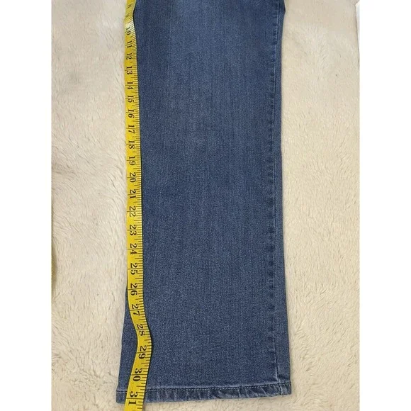 NWT Gloria Vanderbilt Amanda Original Slimming Jean Size 16 - Picture 10 of 10